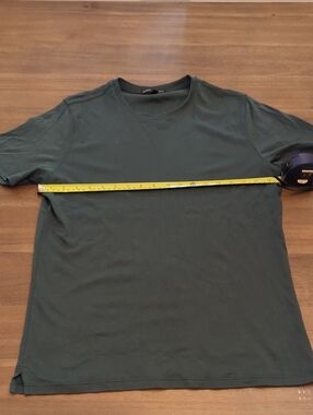 Robert Barakett Tee (Georgia Crew)